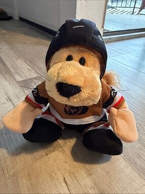 MGM resorts vegas golden knights lion stuffed animal